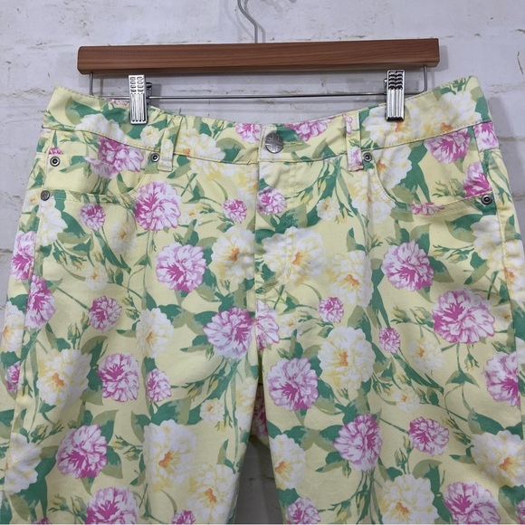 Liverpool Yellow Floral Straight Leg Capri Pants - Picture 2 of 15